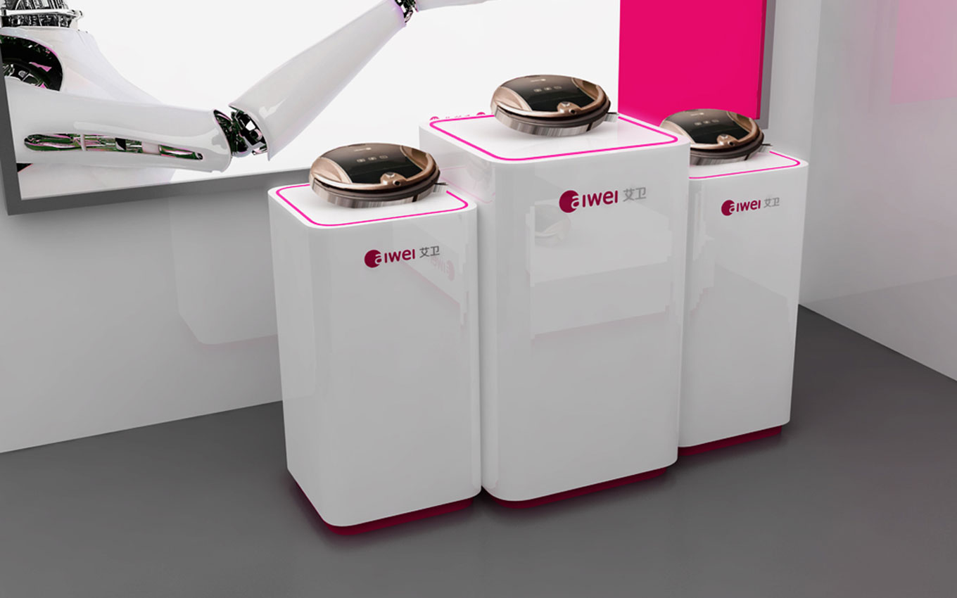 展臺上的掃地機器人.jpg 展臺上的掃地機器人.jpg